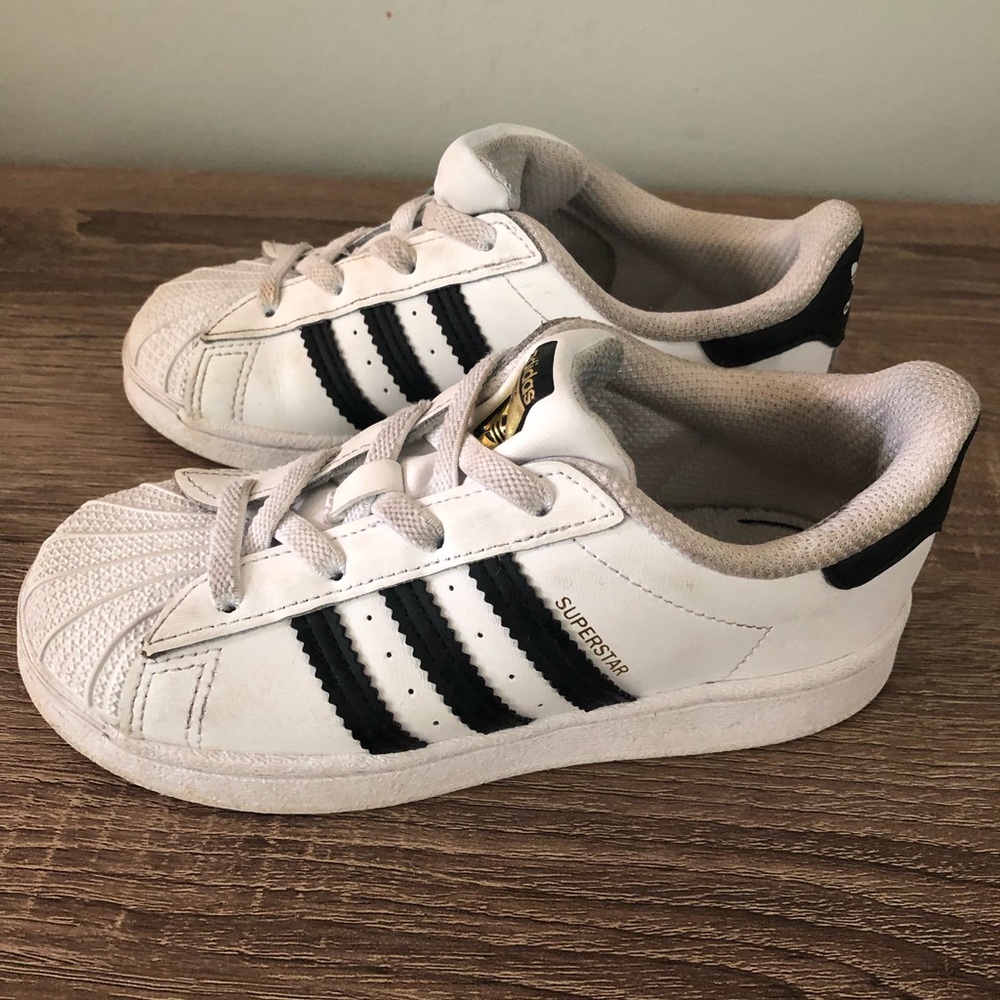 Used adidas superstar